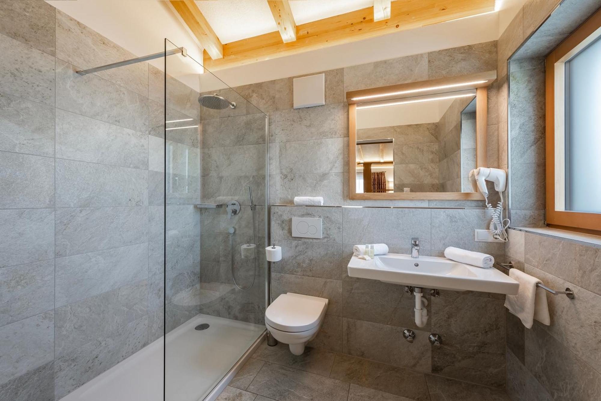Hotel Langhof Natz-Schabs Екстериор снимка