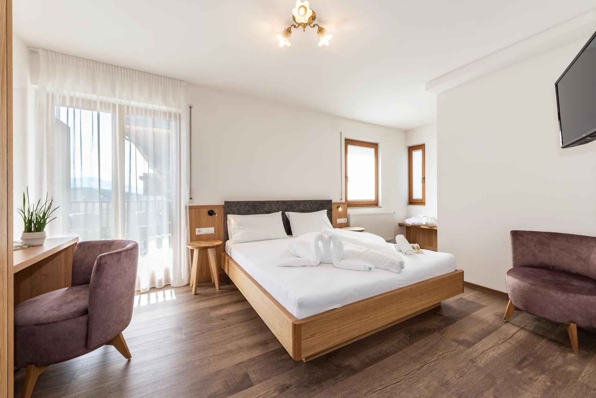 Hotel Langhof Natz-Schabs Екстериор снимка